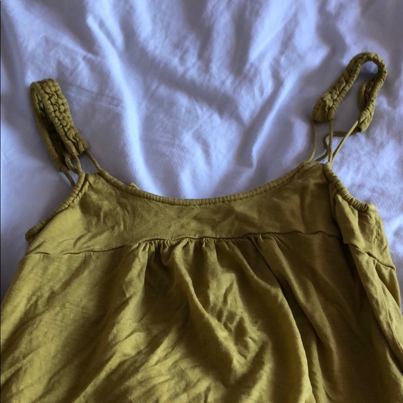 Club Monaco mustard color tank top - Picture 6 of 7